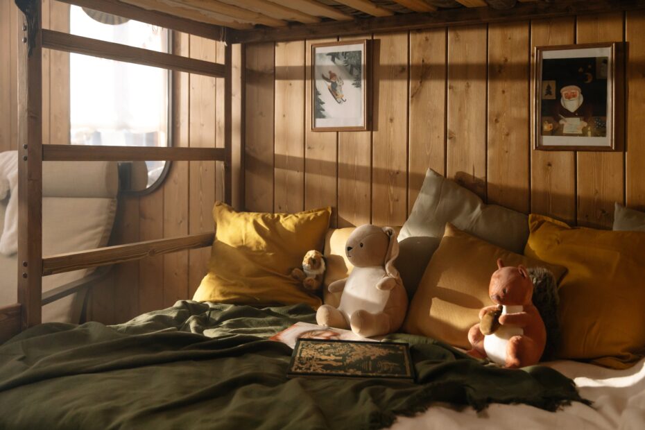 Łóżka z drewna połączenie tradycji i nowoczesności